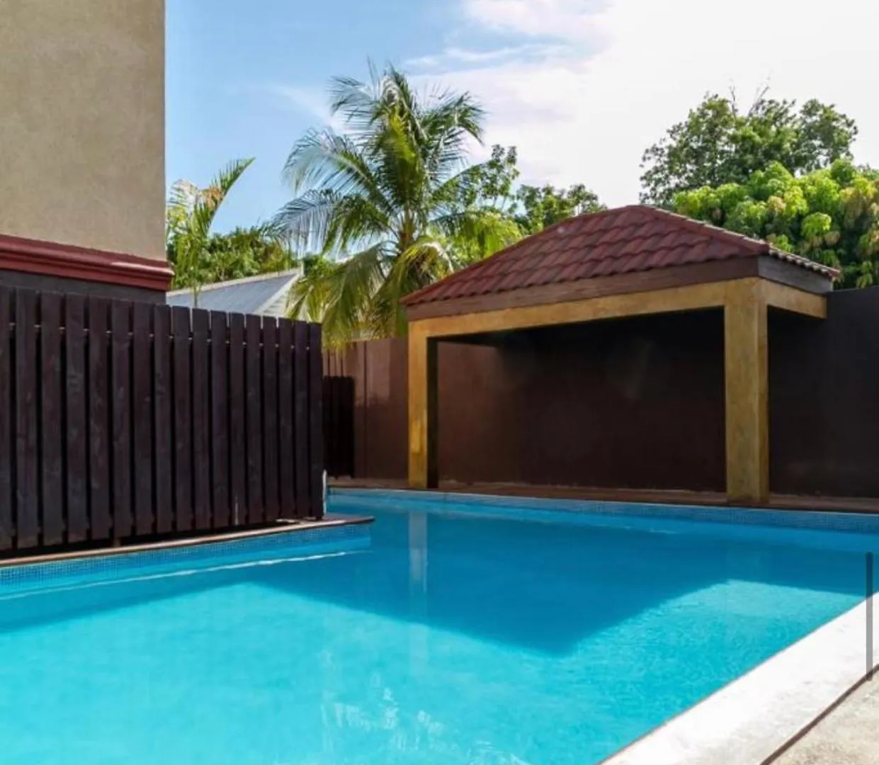 Metcalfe Luxury One Bedroom Suite Kingston 0*,  Jamaica